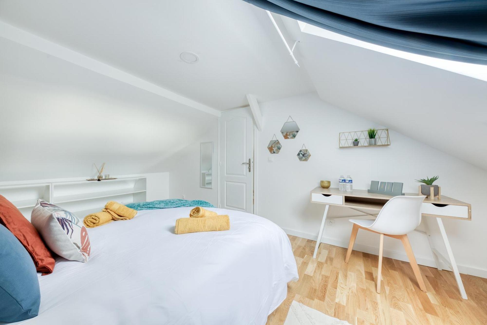 Maison 8 Personnes - Parking - Metro 7 Et Rer B A 6 Minutes Ла Курньов Екстериор снимка