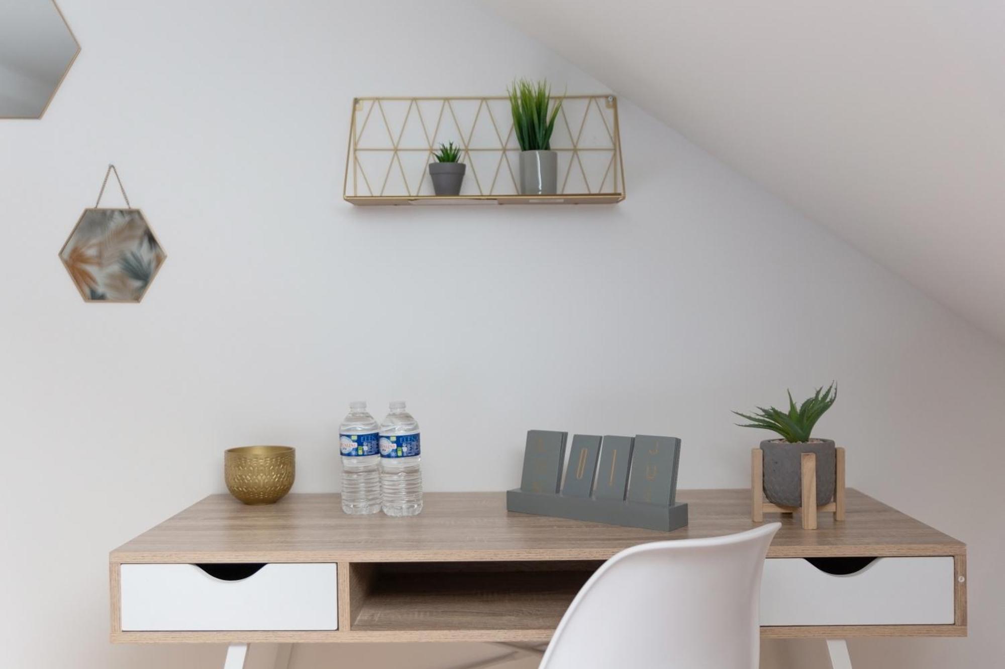 Maison 8 Personnes - Parking - Metro 7 Et Rer B A 6 Minutes Ла Курньов Екстериор снимка