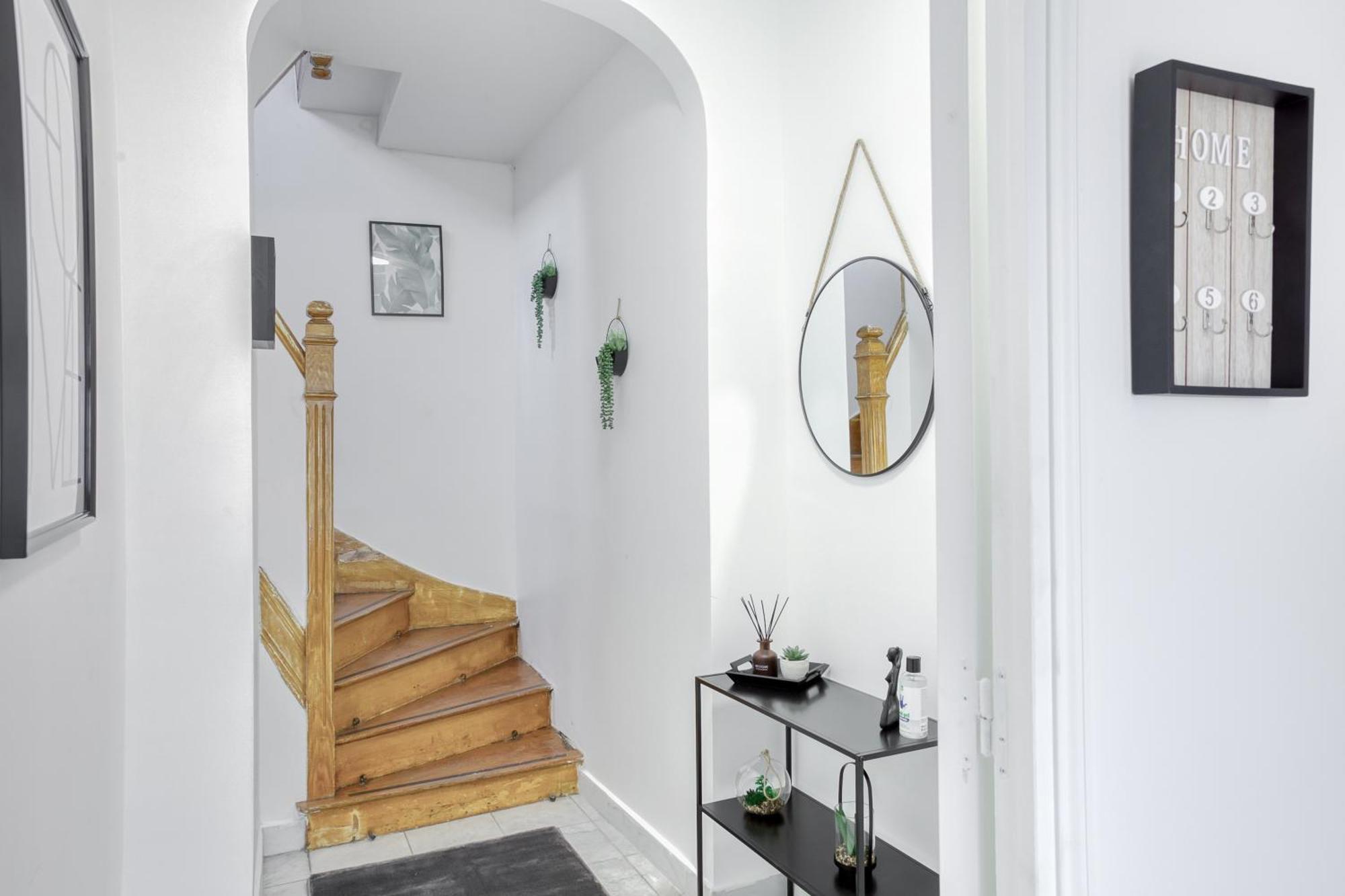 Maison 8 Personnes - Parking - Metro 7 Et Rer B A 6 Minutes Ла Курньов Екстериор снимка